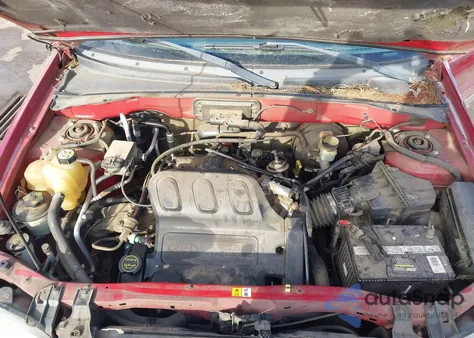 2004 Ford Escape Xlt from USA, damaged, VIN 1FMCU93154KB52307